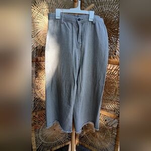 Sincerely Jules Greenish Gray Wide Leg Capri_9/29
